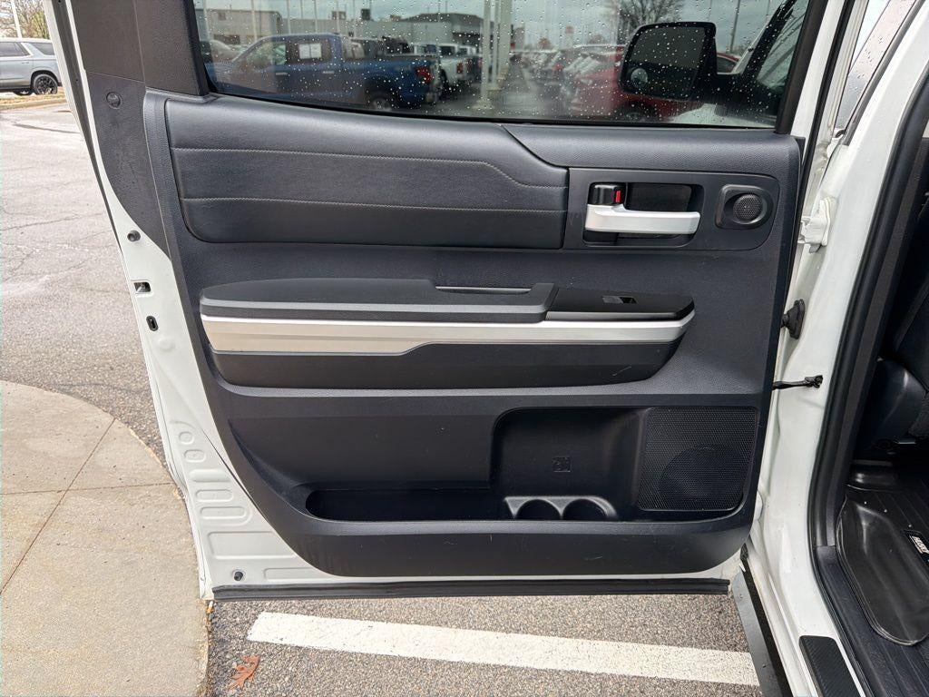 2016 Toyota Tundra 4WD Truck Limited