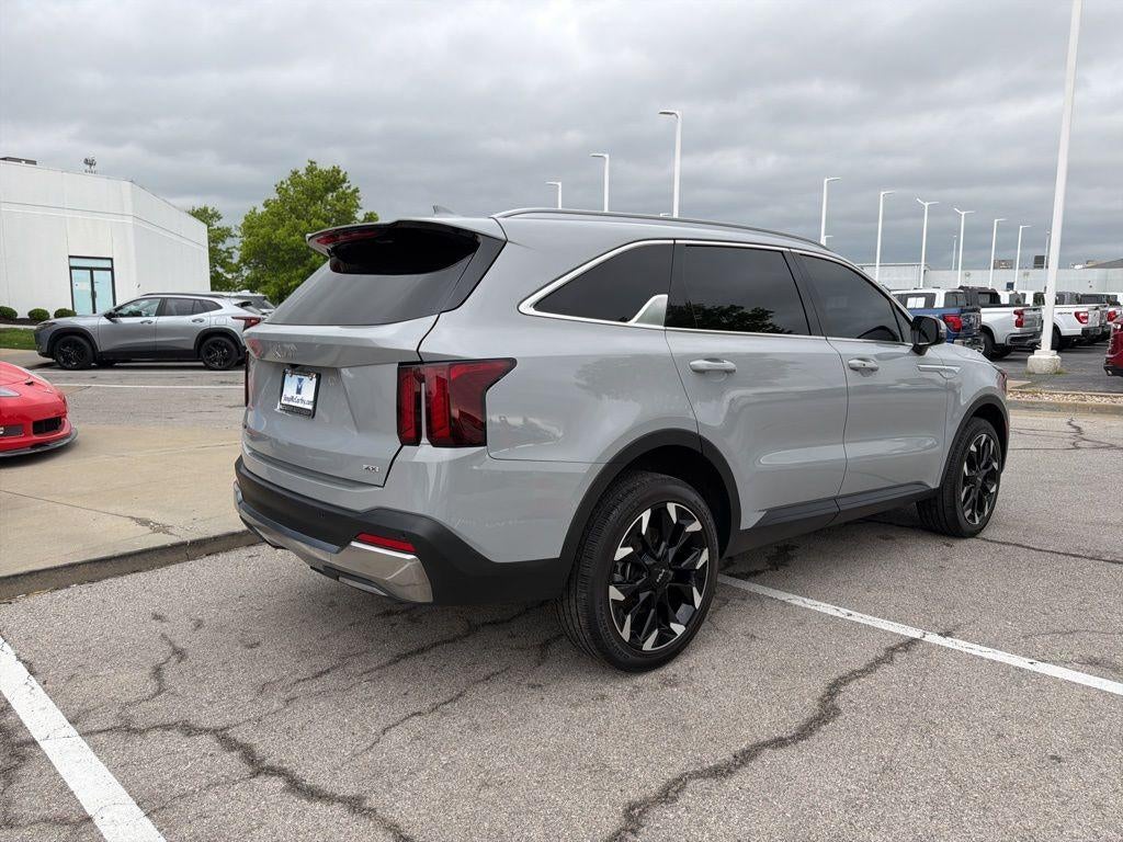 2025 Kia Sorento EX