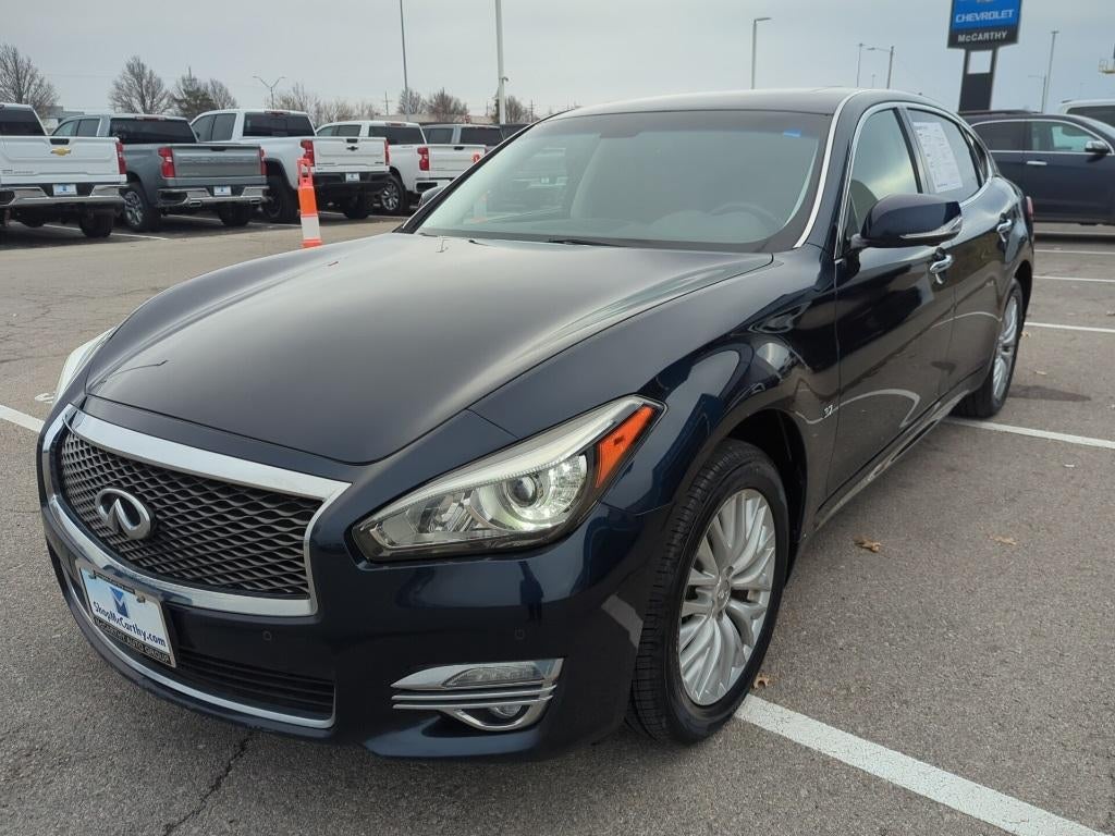2016 INFINITI Q70L 3.7X