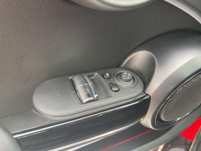 2024 MINI Hardtop 2 Door Iconic