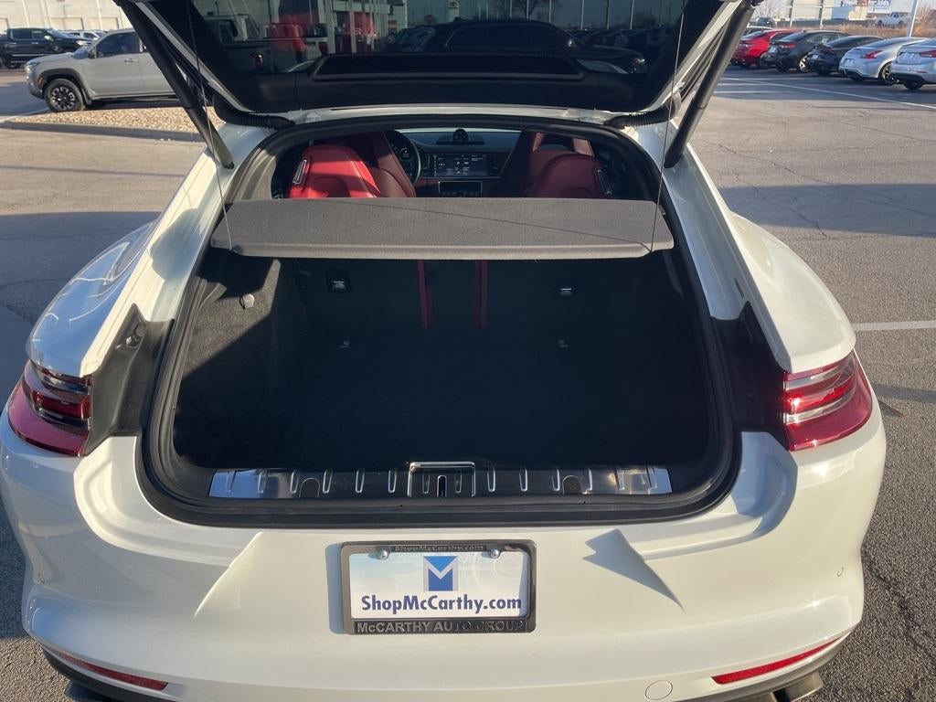 2018 Porsche Panamera Turbo