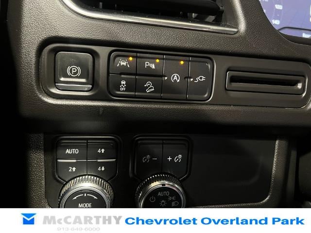 2022 GMC Yukon XL AT4