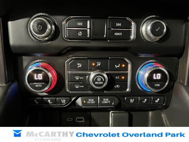 2022 GMC Yukon XL AT4