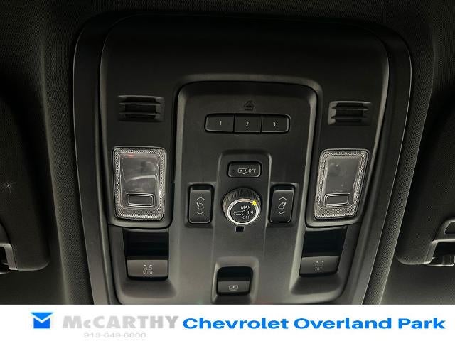 2022 GMC Yukon XL AT4