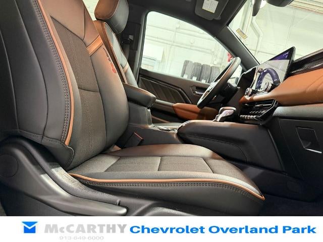 2023 GMC Canyon 4WD AT4
