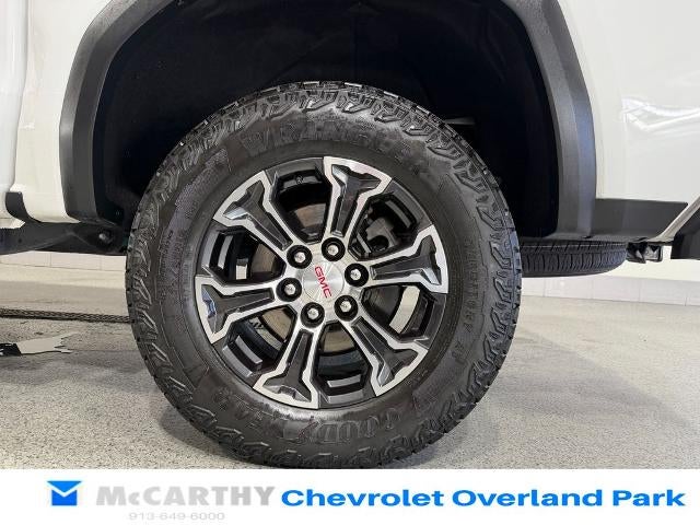 2023 GMC Canyon 4WD AT4