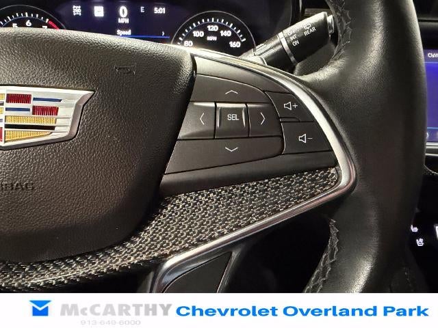 2022 Cadillac XT5 AWD Sport