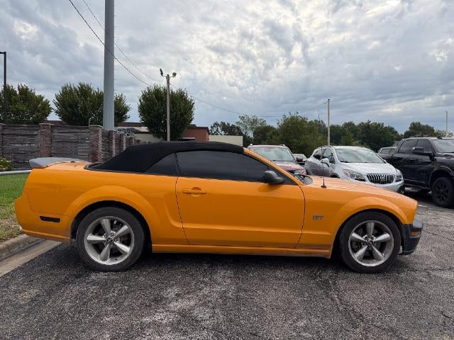 2007 Ford Mustang GT Deluxe