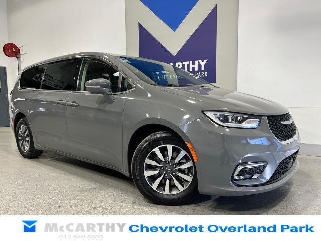 2022 Chrysler Pacifica Hybrid