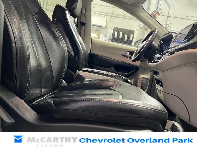 2022 Chrysler Pacifica Hybrid Touring L