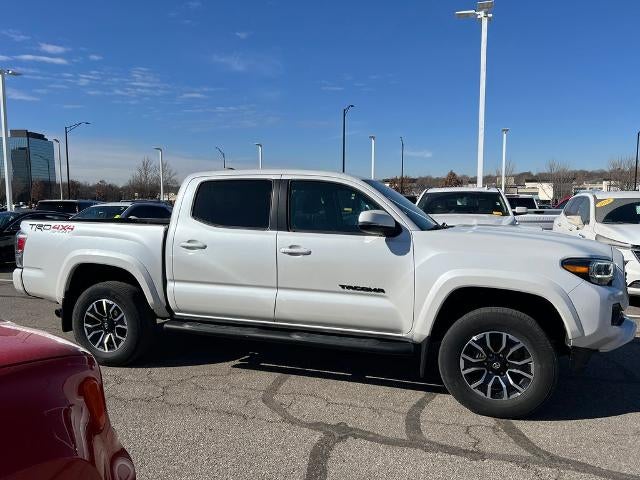 2022 Toyota Tacoma 4WD SR