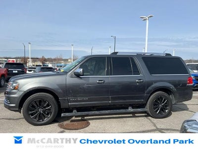2015 Lincoln Navigator L Base