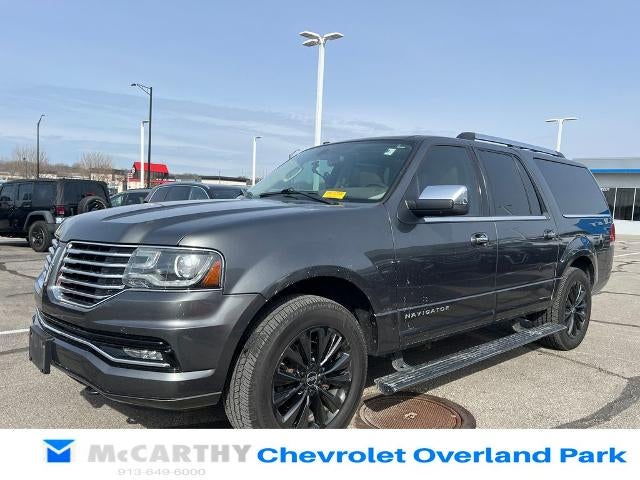 2015 Lincoln Navigator L Base
