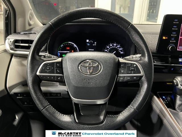 2021 Toyota Sienna XLE