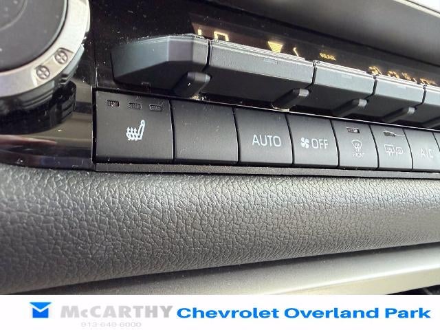 2024 Toyota Sequoia SR5