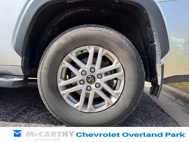 2024 Toyota Sequoia SR5