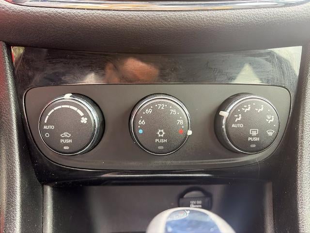 2014 Chrysler 200 Touring