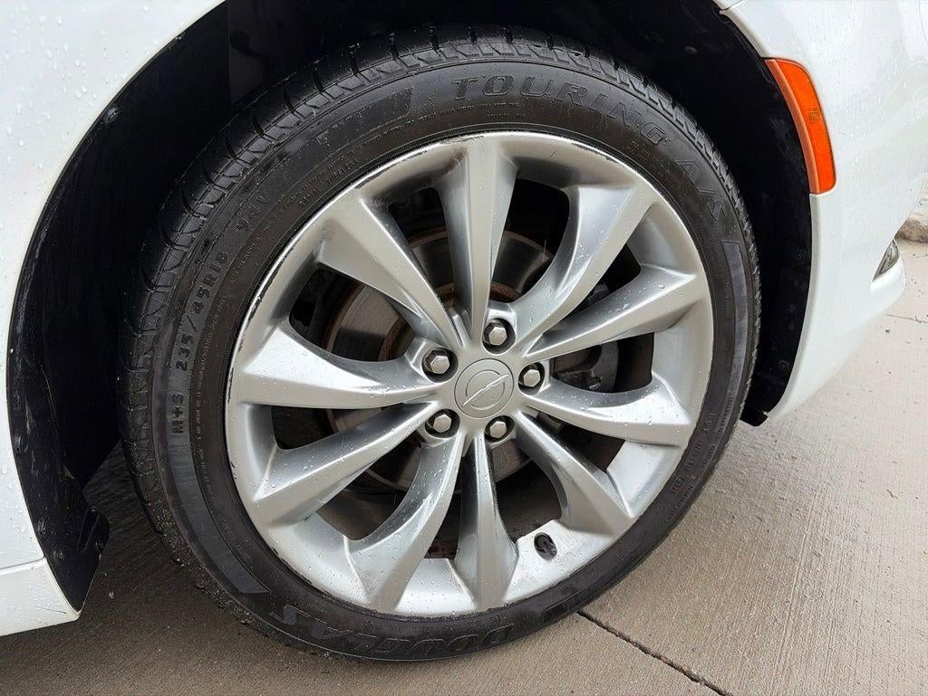 2016 Chrysler 200 S