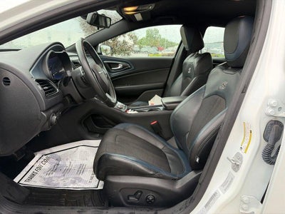 2016 Chrysler 200 S