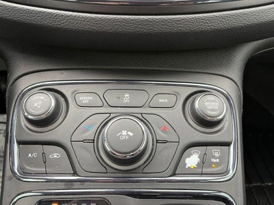 2016 Chrysler 200 S