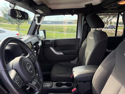 2016 Jeep Wrangler Unlimited Sahara