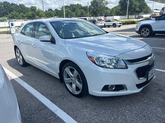 Used 2015 Chevrolet Malibu 2LZ with VIN 1G11G5SX1FF263605 for sale in Kansas City