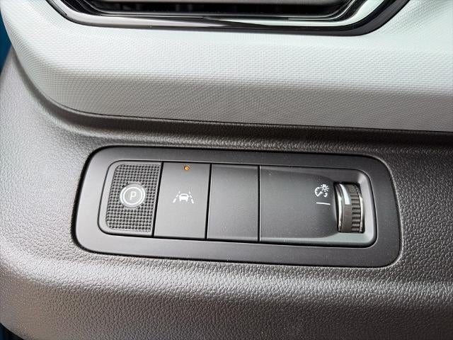 2027 Chevrolet Bolt FWD 4dr LT