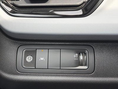 2027 Chevrolet Bolt FWD 4dr LT