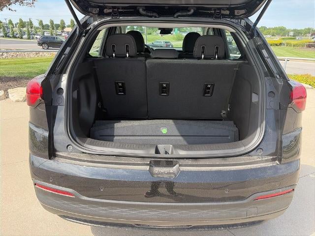 2027 Chevrolet Bolt FWD 4dr LT