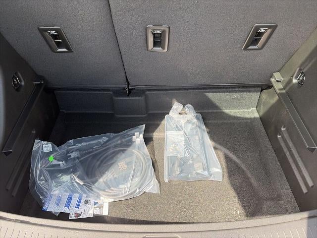 2027 Chevrolet Bolt FWD 4dr LT