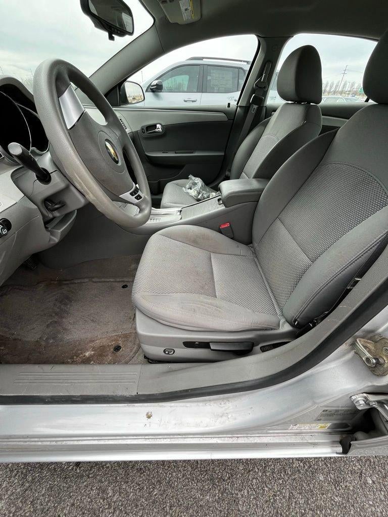 2011 Chevrolet Malibu LS w/1LS