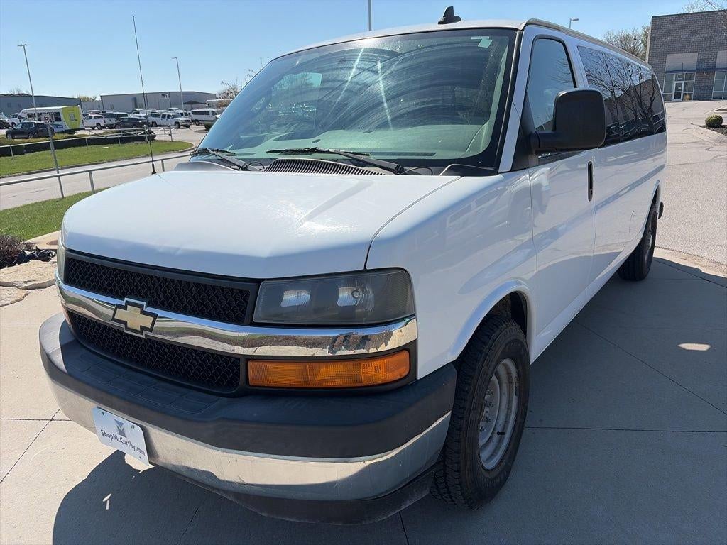 2017 Chevrolet Express Passenger 3500 LT