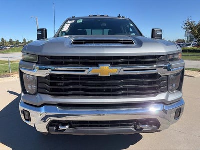 2026 Chevrolet Silverado 2500 HD Crew Cab Standard Box 4-Wheel Drive LT