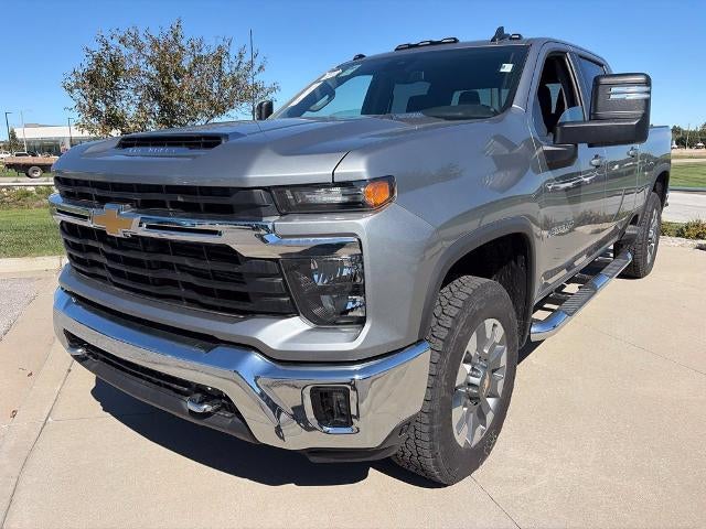 2026 Chevrolet Silverado 2500 HD Crew Cab Standard Box 4-Wheel Drive LT