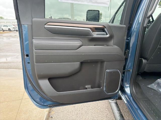 2026 Chevrolet Silverado 2500 HD Crew Cab Standard Box 4-Wheel Drive LT