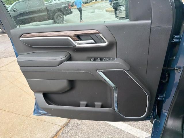 2026 Chevrolet Silverado 2500 HD Crew Cab Standard Box 4-Wheel Drive LT