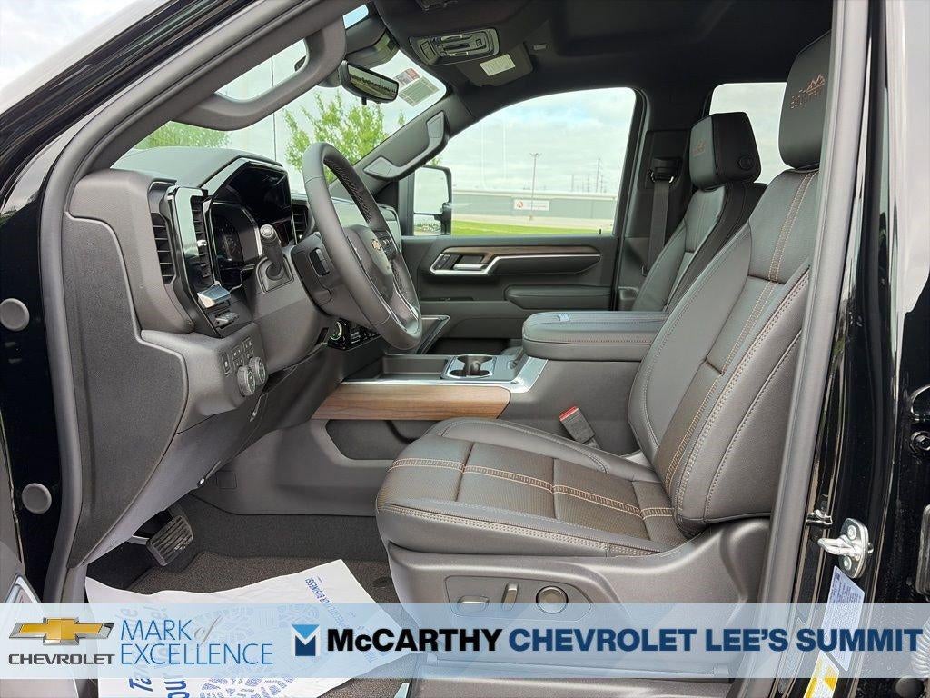 2026 Chevrolet Silverado 2500 HD Crew Cab Standard Box 4-Wheel Drive High Country