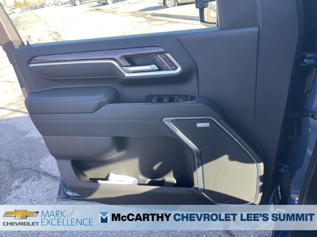 2026 Chevrolet Silverado 3500 HD Crew Cab Long Box 4-Wheel Drive LTZ