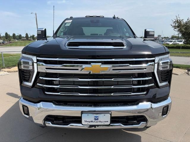 2026 Chevrolet Silverado 3500 HD Crew Cab Long Box 4-Wheel Drive LTZ