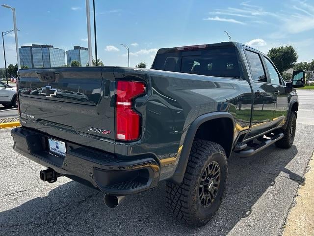 2026 Chevrolet Silverado 2500 HD Crew Cab Standard Box 4-Wheel Drive ZR2