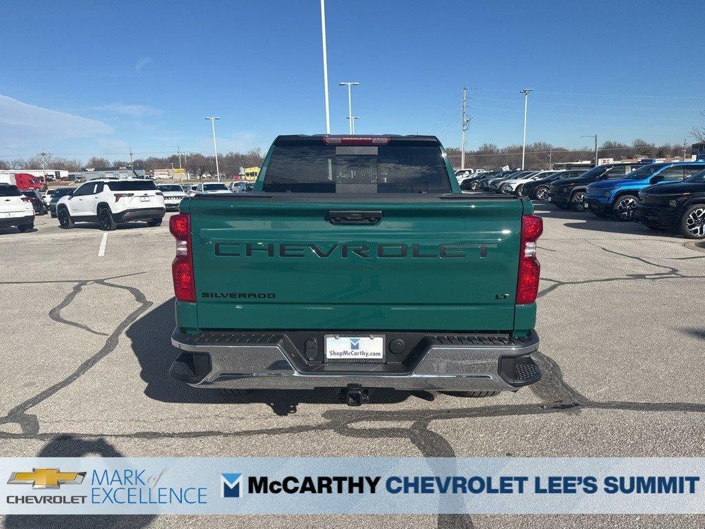 2026 Chevrolet Silverado 1500 Crew Cab Short Box 4-Wheel Drive LT 1LT