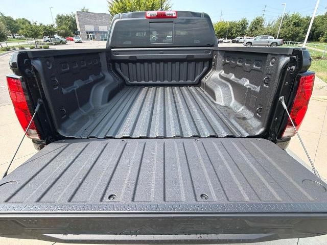2026 Chevrolet Colorado Crew Cab Short Box 4-Wheel Drive Work Truck
