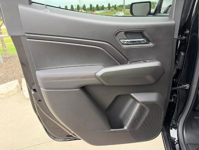 2026 Chevrolet Colorado Z71 - Photo 32