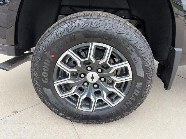 2026 Chevrolet Colorado Z71 - Photo 9