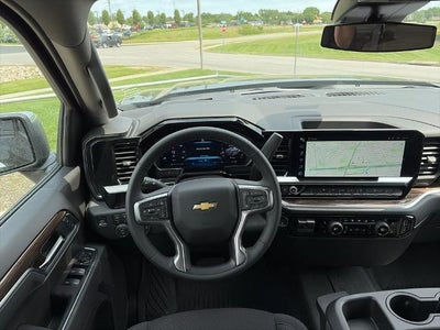 2026 Chevrolet Silverado 1500 Crew Cab Short Box 4-Wheel Drive LT 1LT