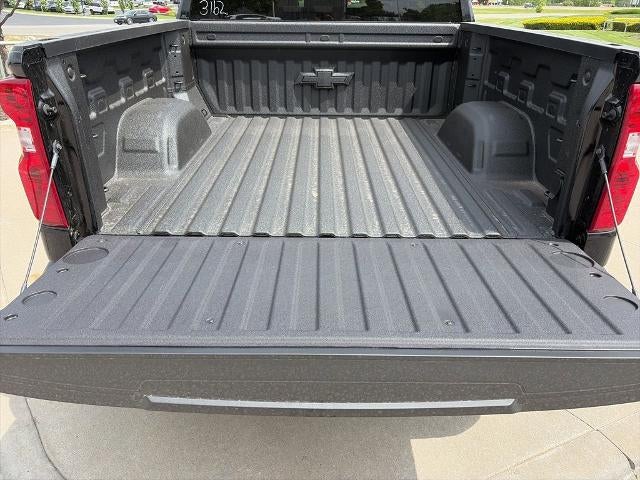 2026 Chevrolet Silverado 1500 Crew Cab Short Box 4-Wheel Drive LT 1LT