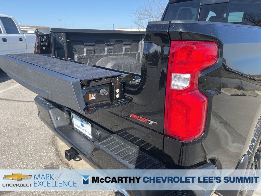 2026 Chevrolet Silverado 1500 Crew Cab Short Box 4-Wheel Drive RST