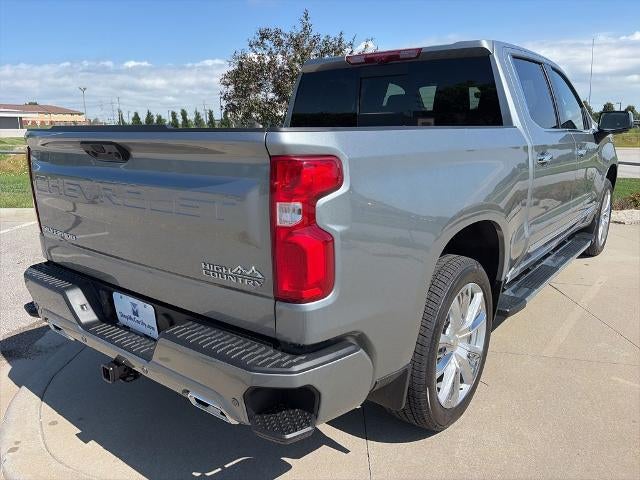 2026 Chevrolet Silverado 1500 Crew Cab Short Box 4-Wheel Drive High Country