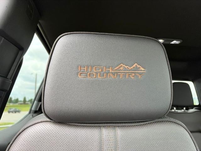 2026 Chevrolet Silverado 1500 Crew Cab Short Box 4-Wheel Drive High Country