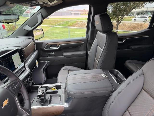 2026 Chevrolet Silverado 1500 Crew Cab Short Box 4-Wheel Drive High Country